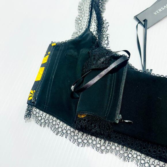 NWT Versace Silk Bralette Crop Top 38 US 2 XS Black Barocco Lace-Trimmed $1,190 - Picture 9 of 13